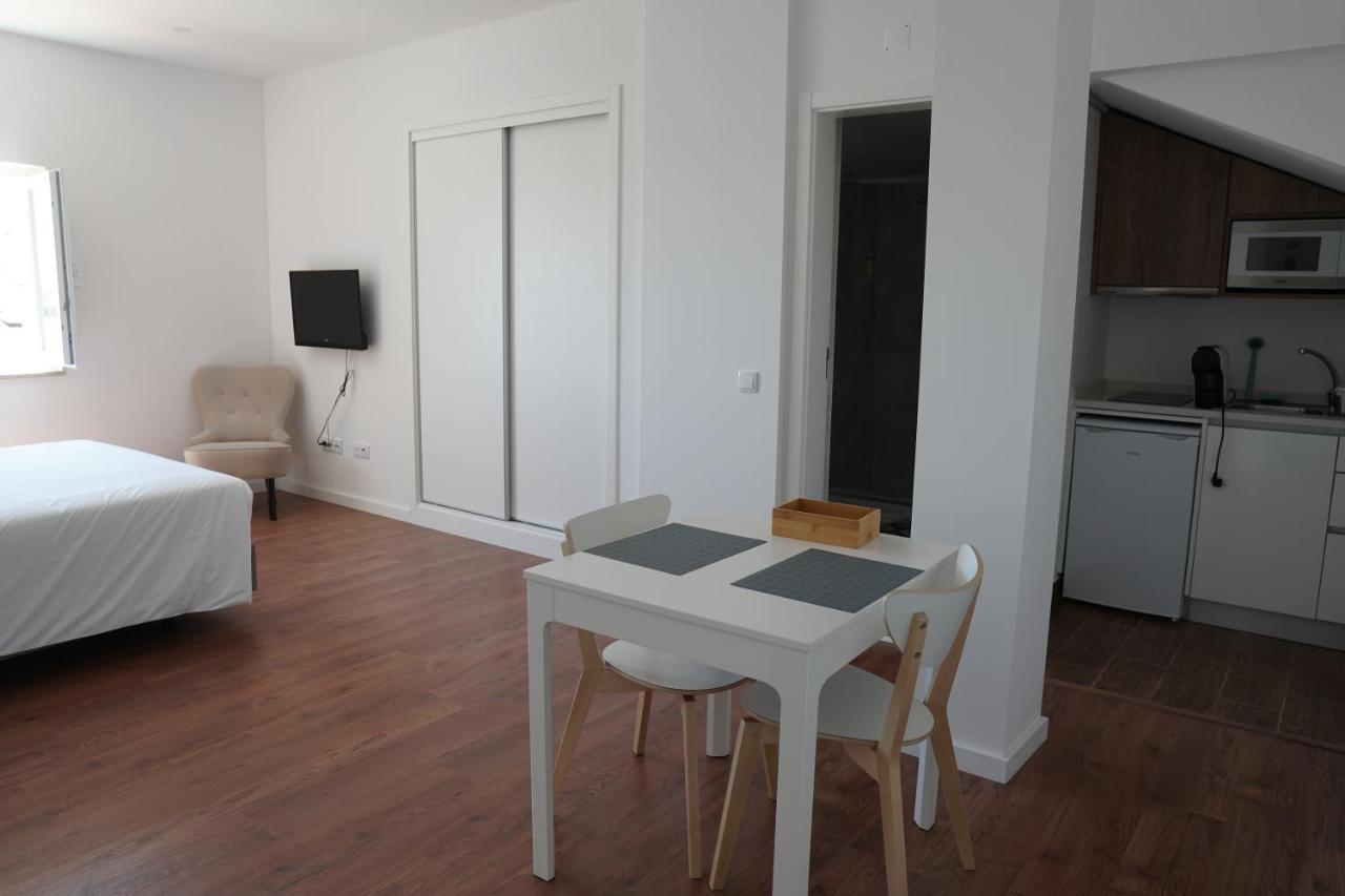 Solar Valadim - Serviced Apartments คาสเตโลแบรนโค ภายนอก รูปภาพ
